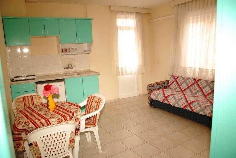 Altinbas Apart Hotel Kusadasi Luaran gambar